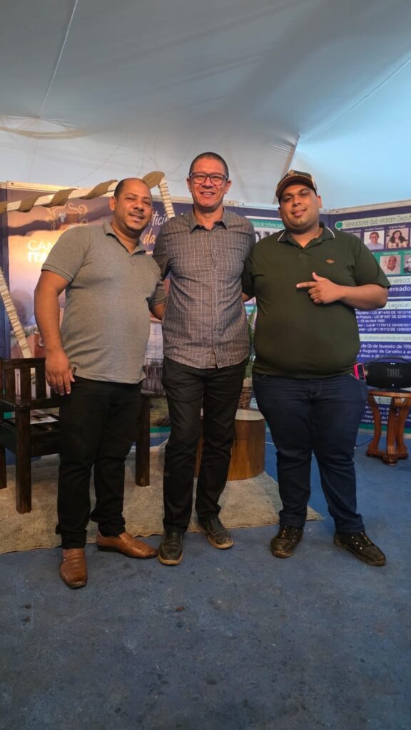Neto Ferraz celebra sucesso do estande da Câmara na 54ª Exposição Agropecuária de Itapetinga 15 1BAB073B 2BBF 405B A014 73E5732AD026 - Portal Sudoeste em Foco